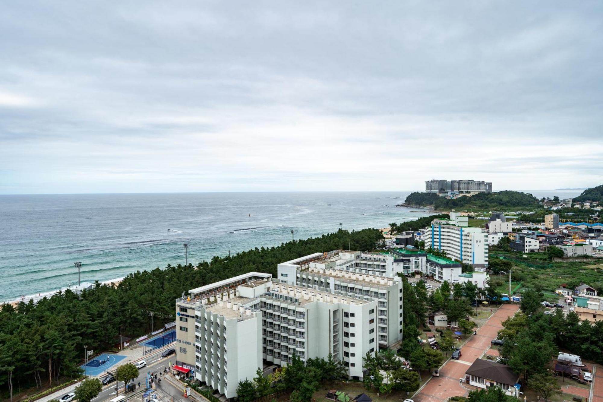 Appartement Le Collective Sokcho Beach Extérieur photo